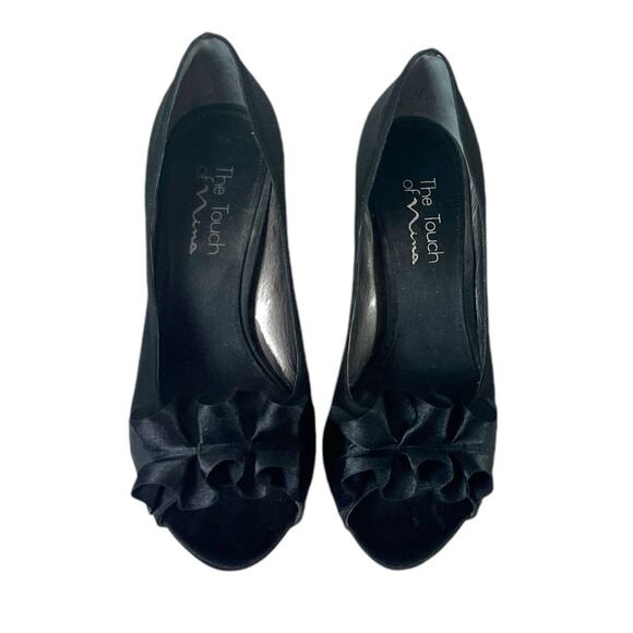 Nina Pump 3 1/2” Heel Black Satin Ruffle Peep Toe Closed Back Women’s Size 7.5M - Picture 2 of 11